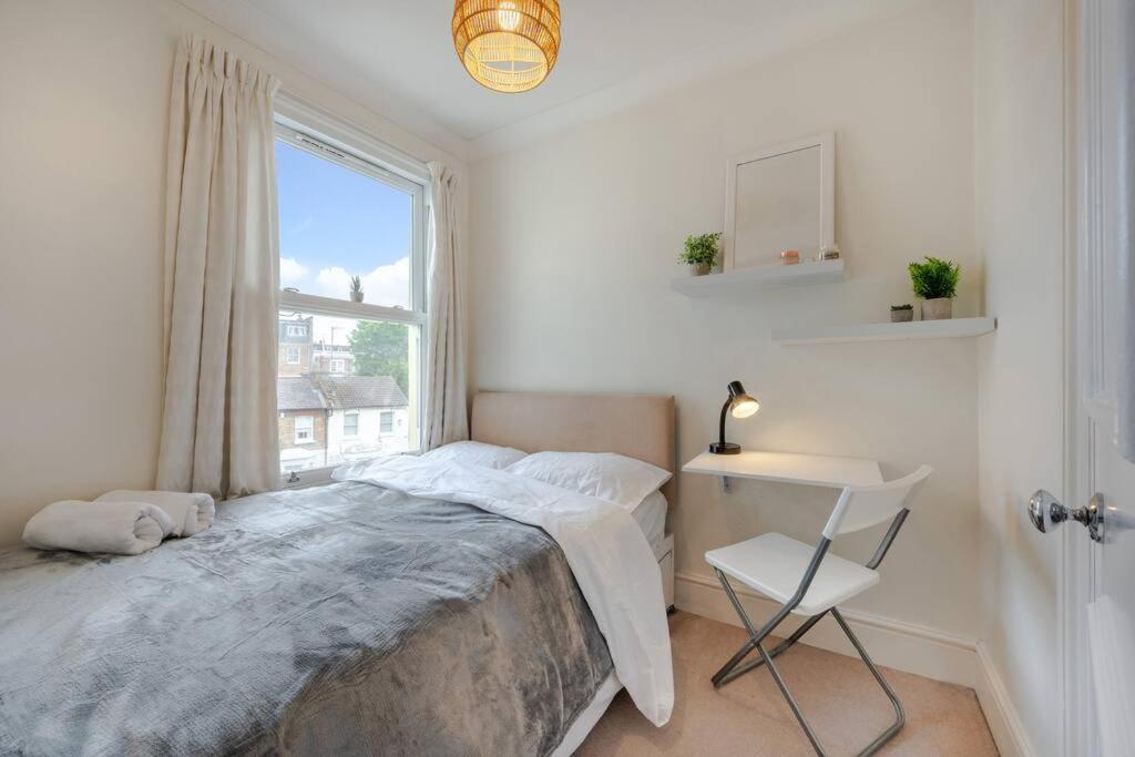 Cosy 2 Bed In Kensington Olympia Apartment London Ngoại thất bức ảnh